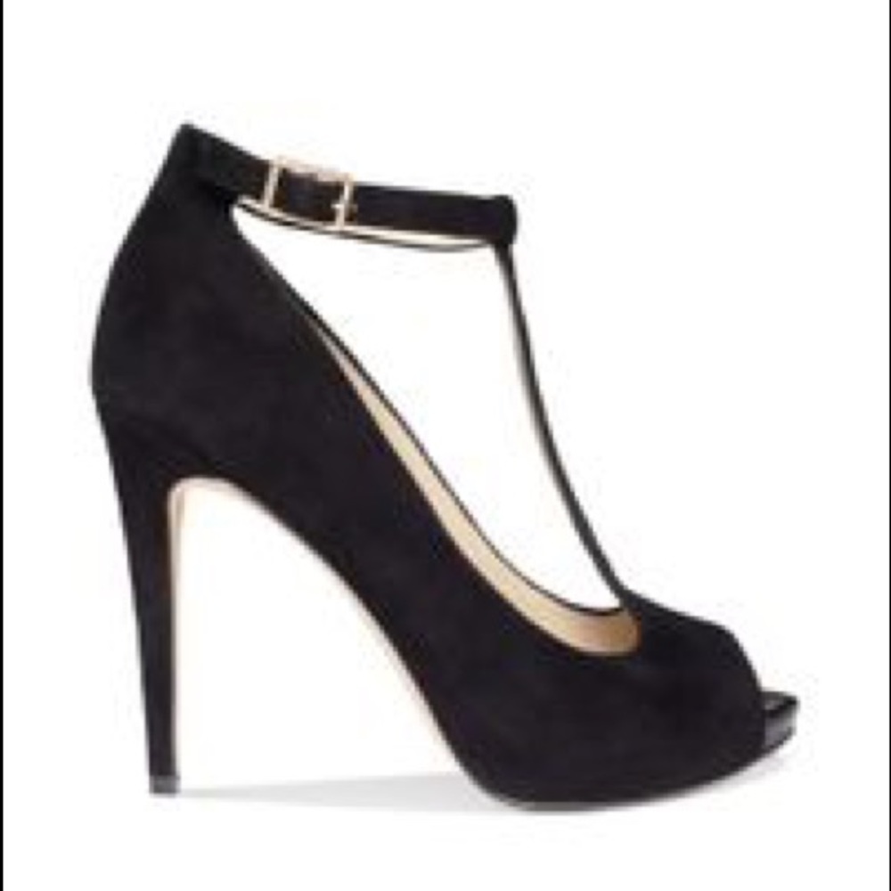 International Concepts Black Suger Tstrap Pumps